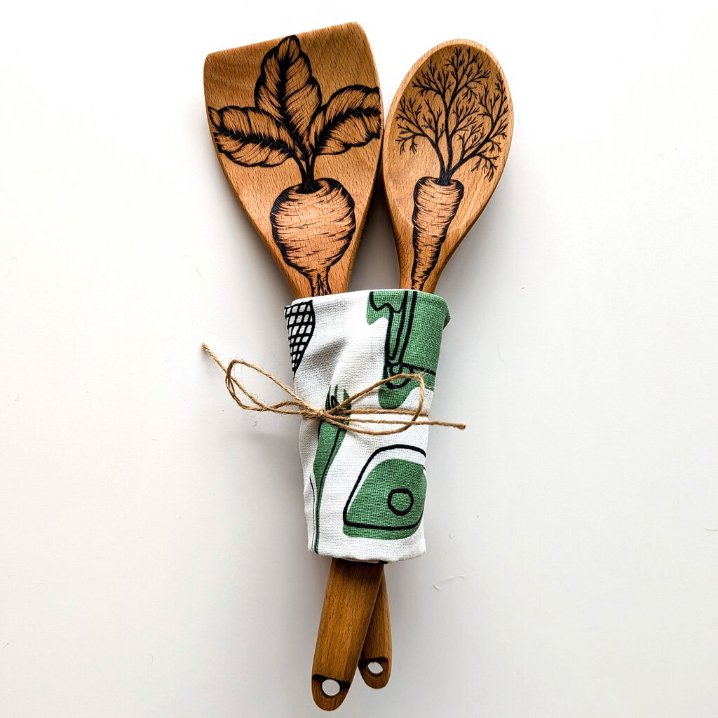 WOOD SPOON & SPATULA GIFT SET - CARROT & RADISH