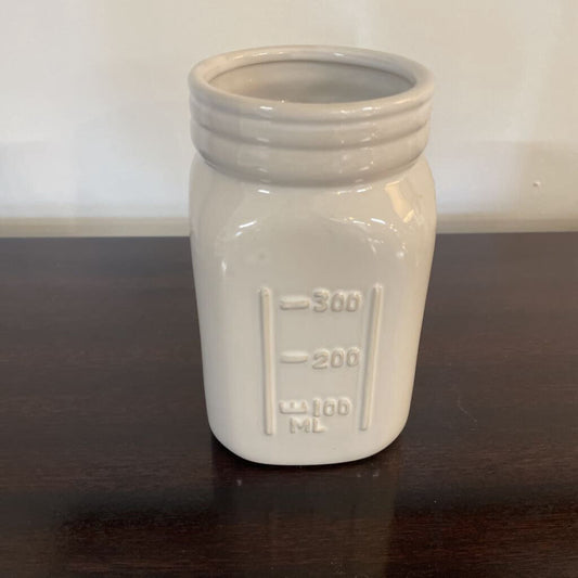 WHITE JAR