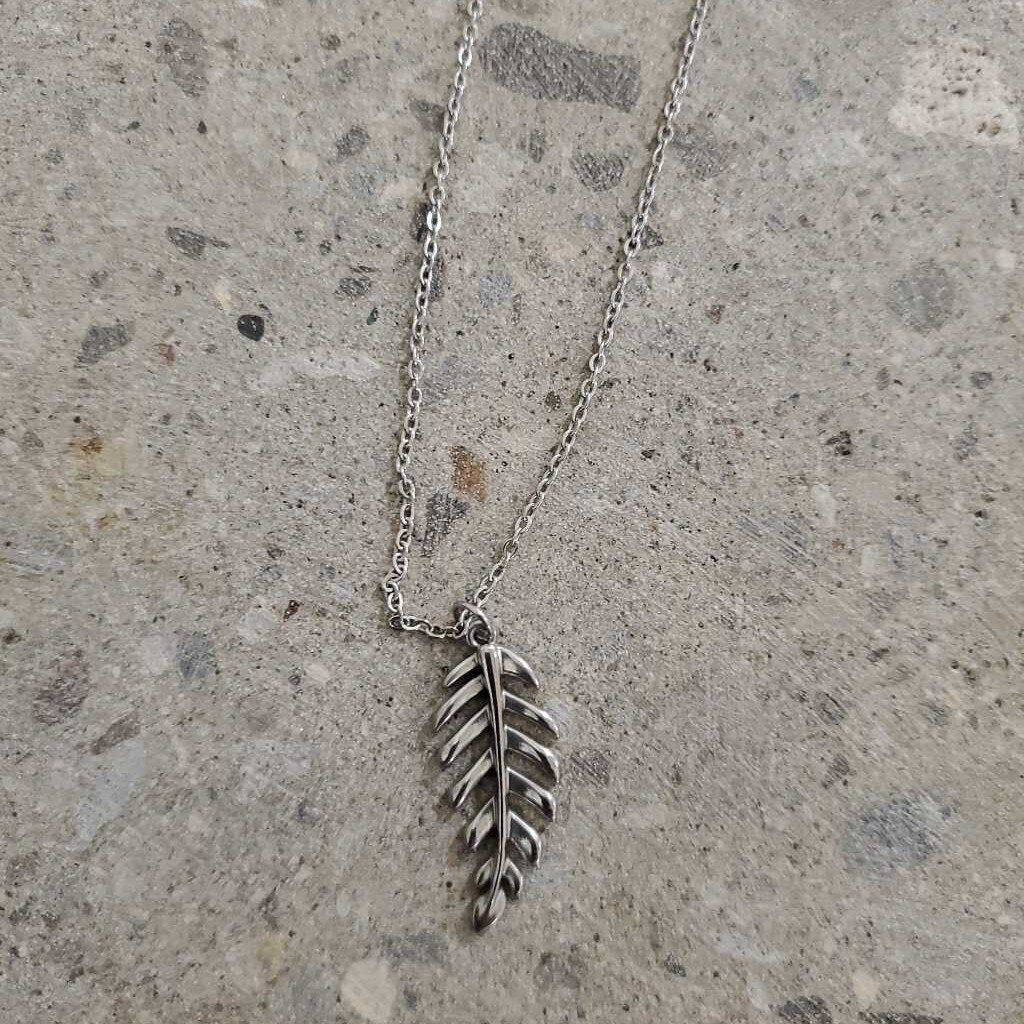 Laurel Leaf Necklace