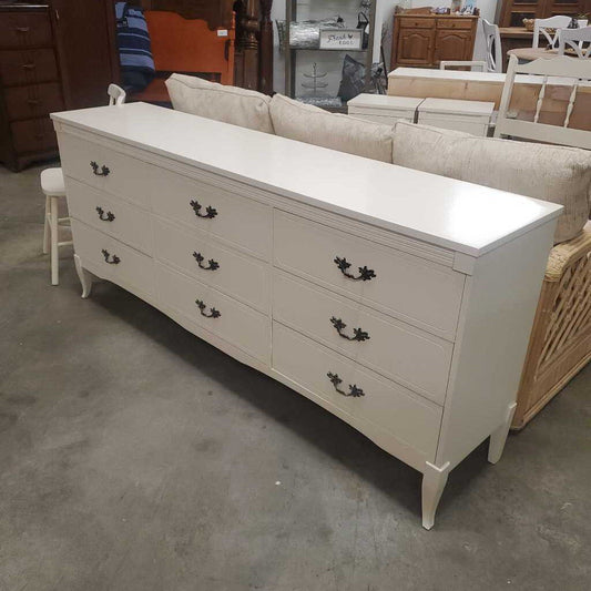 CREAM 9 DRAWER DRESSER