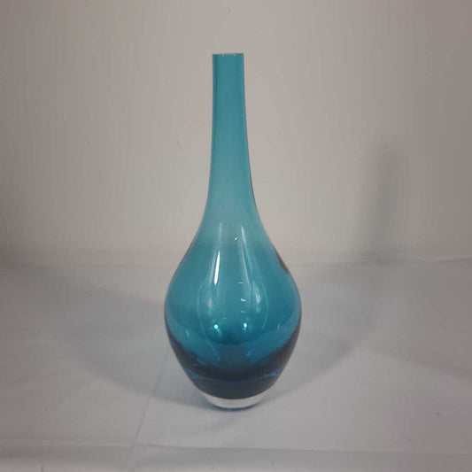 BLUE GLASS BUD VASE