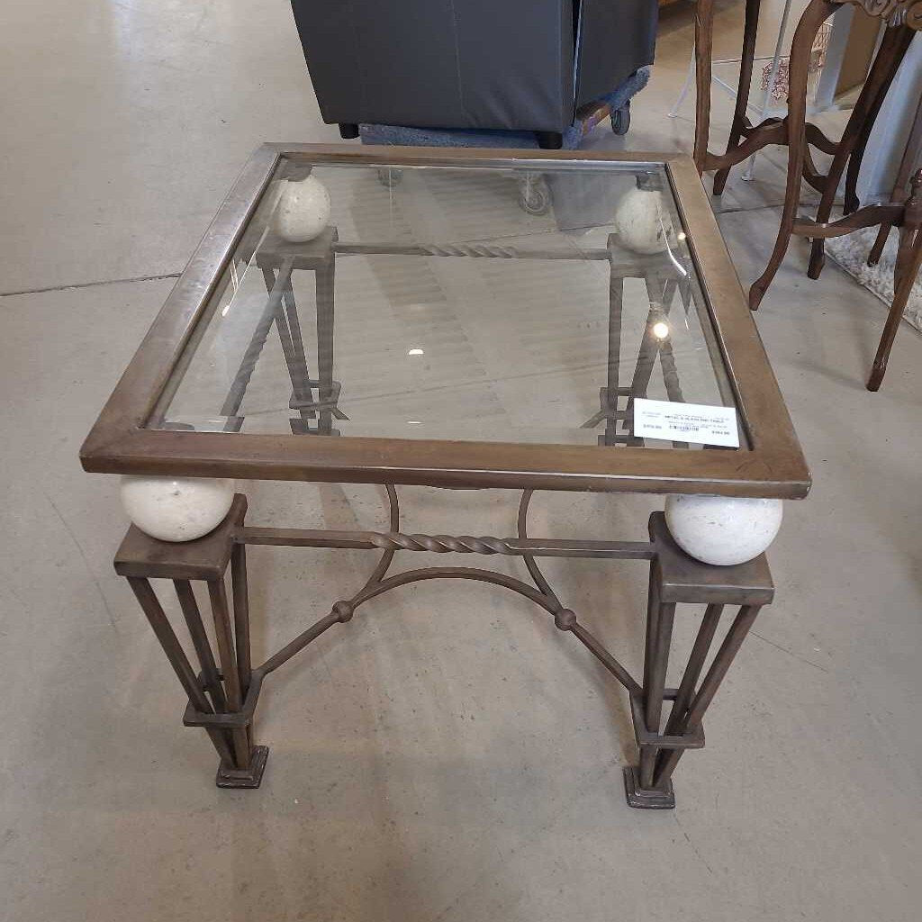 METAL & GLASS END TABLE