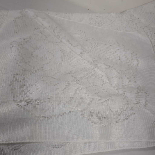 72" X 106" LACE TABLECLOTH