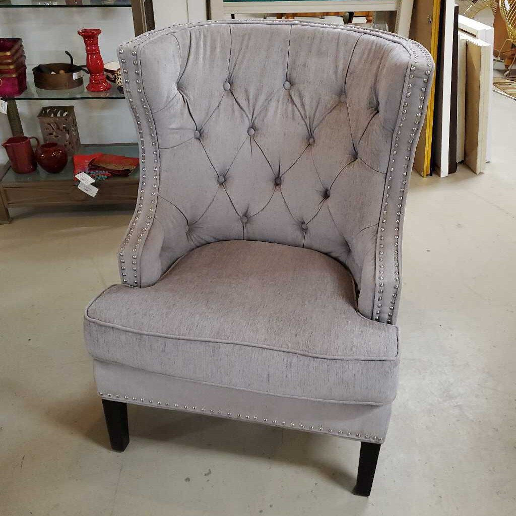 GREY STUDDED & TUFTED WINGBACK CHAIR