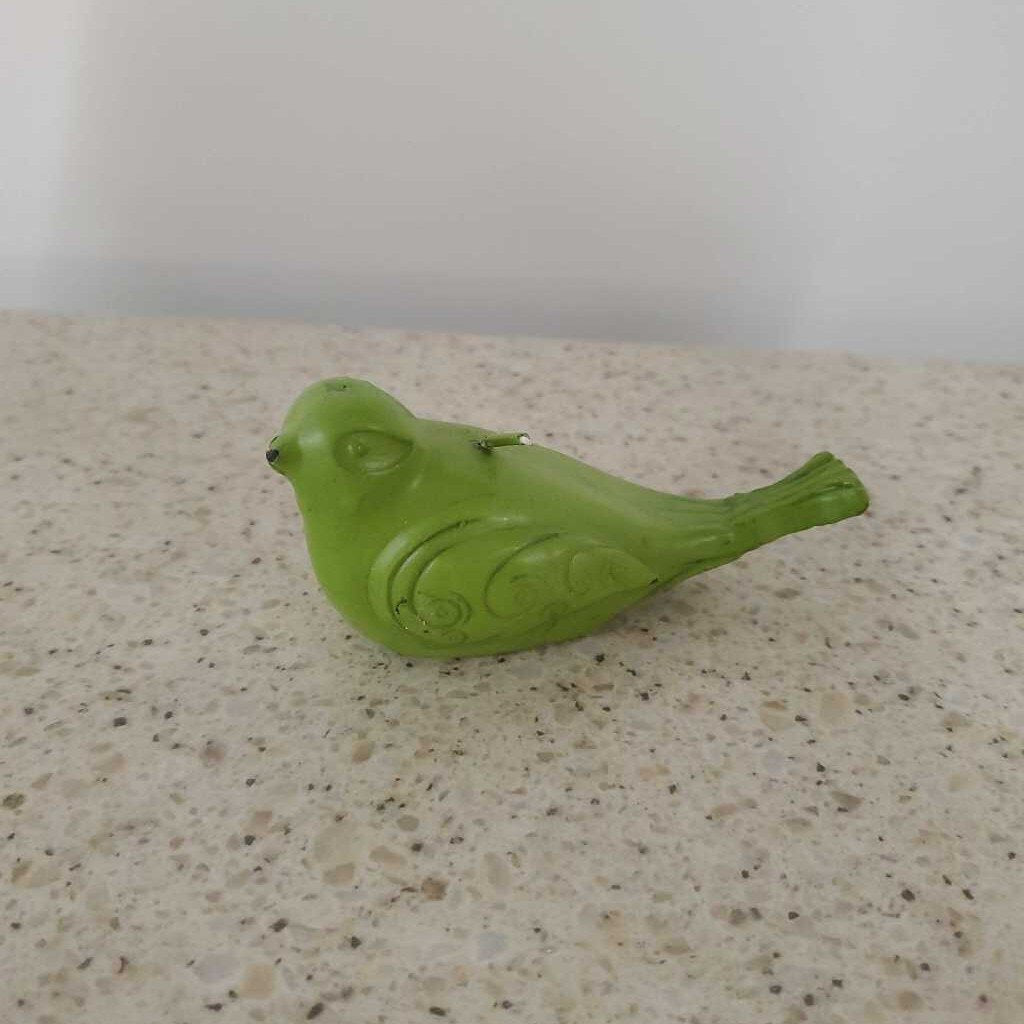 GREEN BIRD CANDLE