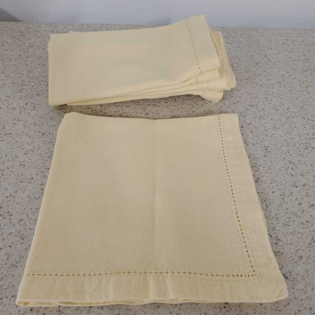 S/6 YELLOW NAPKINS