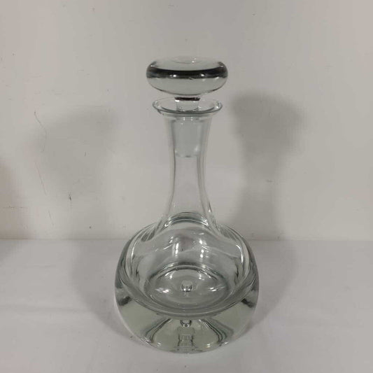 GLASS DECANTOR (chip noted)