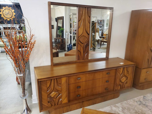 CANADIAN BRUTALIST DRESSER W/MIRROR