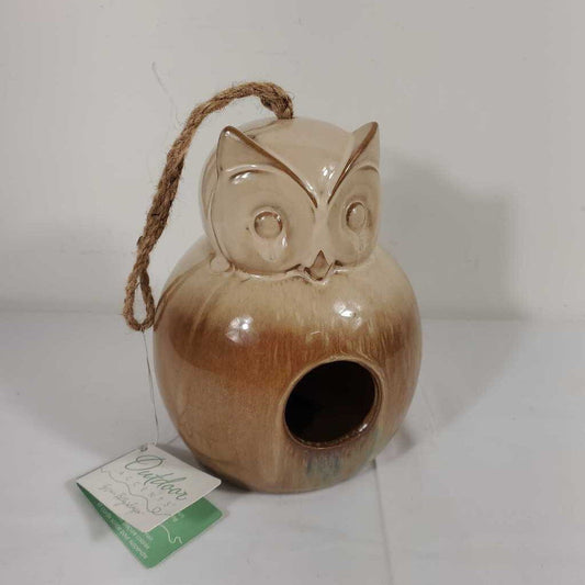 CERAMIC OWL BIRDHOUSE