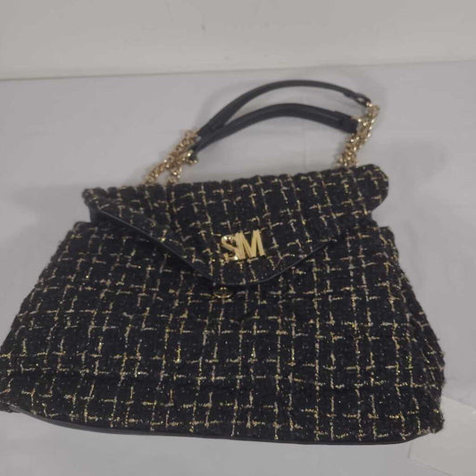 STEVE MADDEN BADGEL SHOLDER BAG