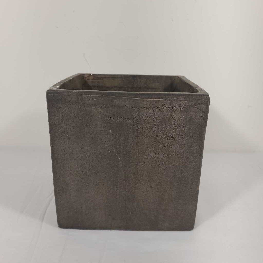 SQ CERAMIC POT