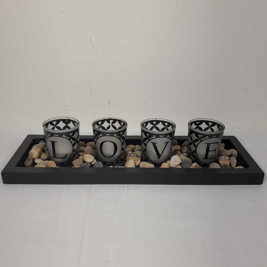 "LOVE" TEALIGHT HOLDER ON WOOD BASE