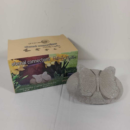 NIB BUTTERFLY STONE MEMORIAL CAPSULE