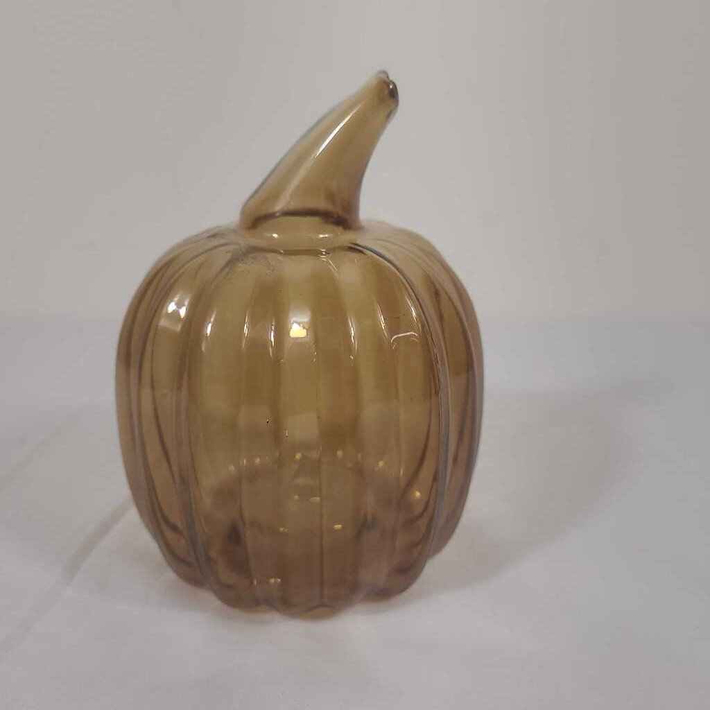 AMBER GLASS PUMPKIN