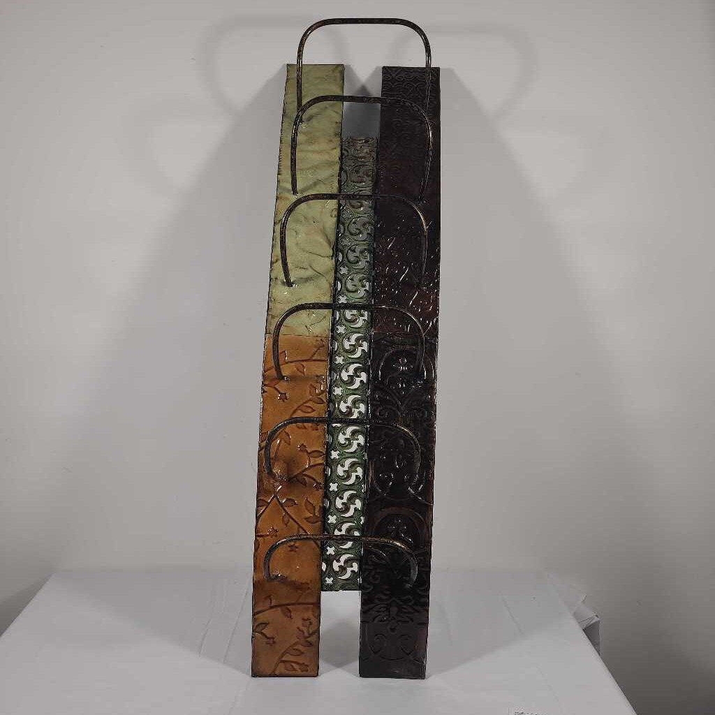 TIN WALL WINE BOTTLE HOLDER