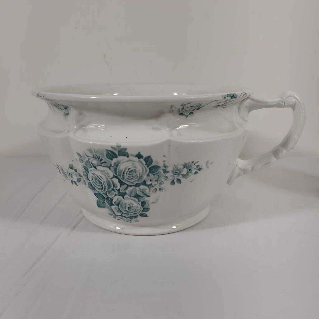 BLUE FLORAL CHAMBER POT