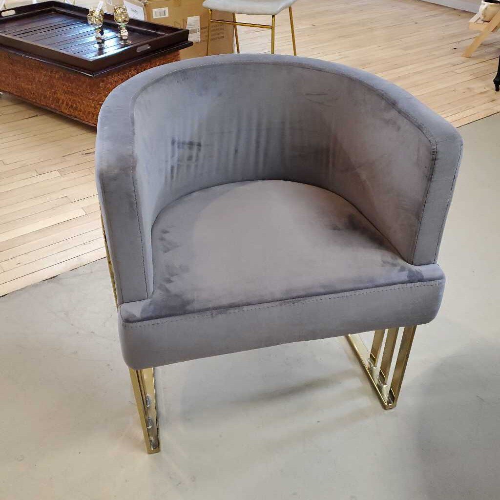 GREY VELVET CHAIR W/GOLD BASE