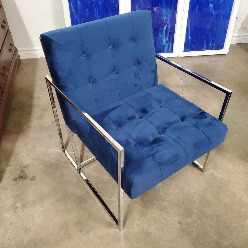 BLUE VELVET CHAIR W/CHROME BASE