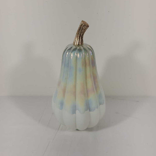 OPALESCENT GLASS SQUASH