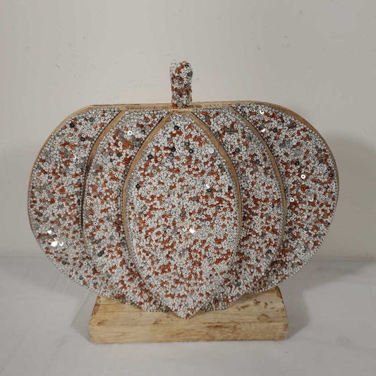 LG WHITE SILVER & ORANGE BEADED PUMPKIN