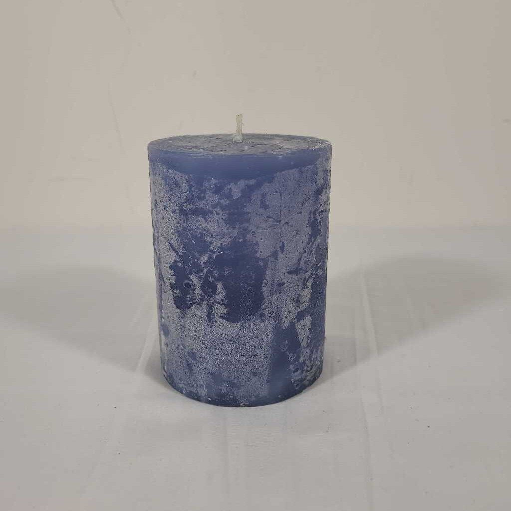 BLUE PILLAR CANDLE