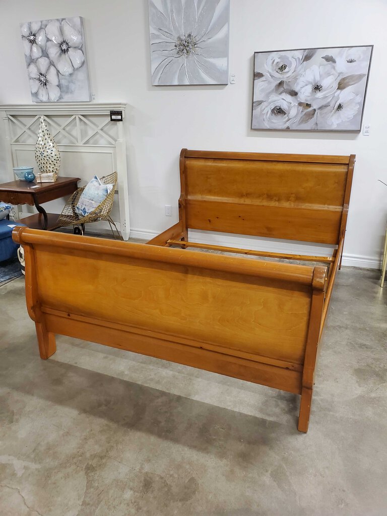 QUEEN PINE SLEIGH BED