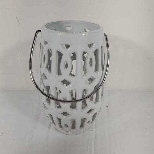 WHITE CERAMIC LANTERN