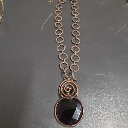 COPPER NECKLACE WITH LARGE STONE