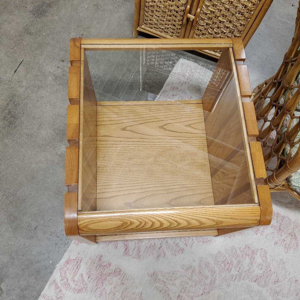 OAK & GLASS END TABLE