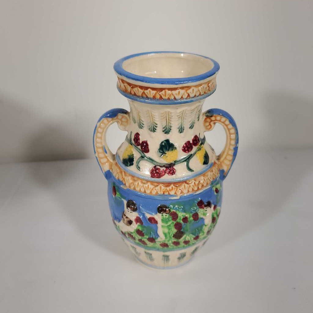 VTG JAPANESE DOUBLE HANDLED 3D PORCELIN VASE