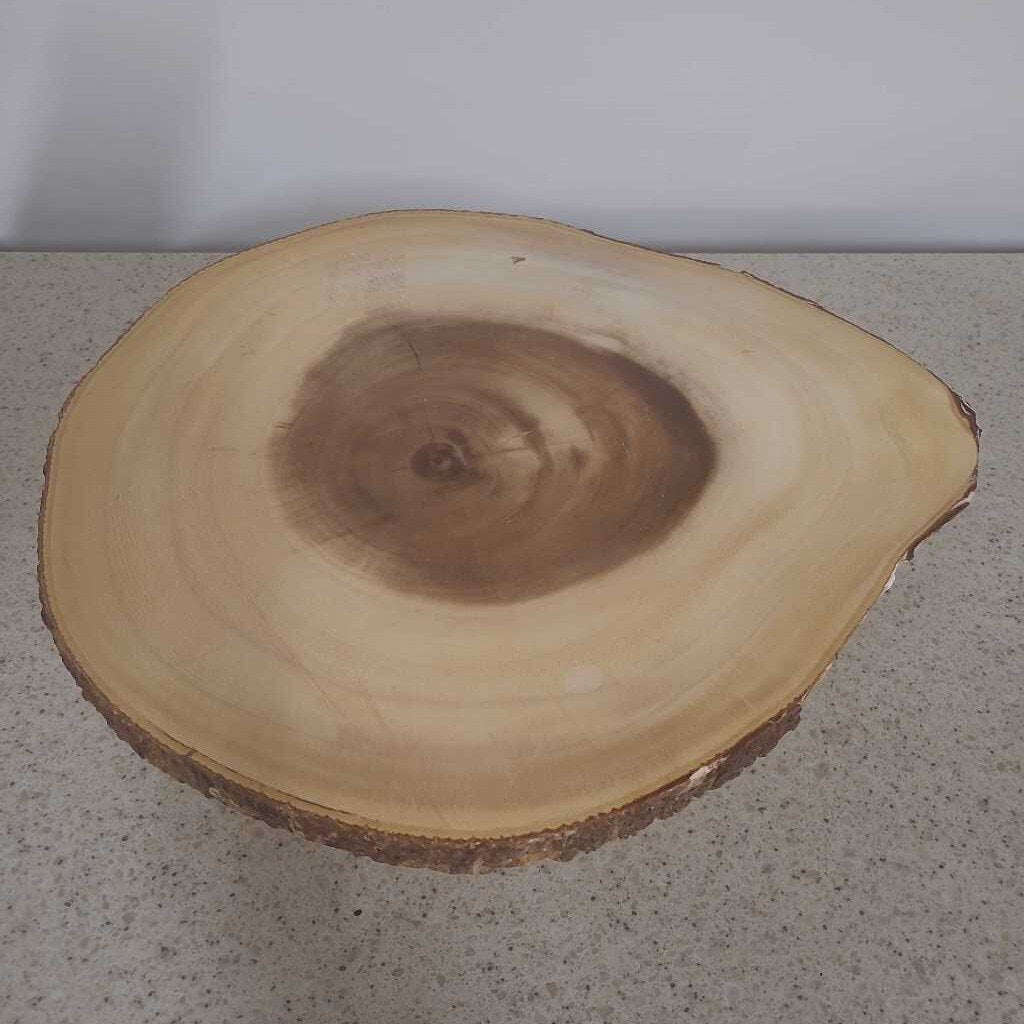 LIVE EDGE WOOD RISER