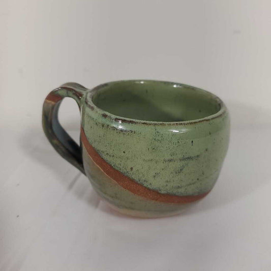 GREEN POTTERY MUG