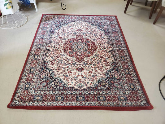 59" X 78" WOOL AREA RUG