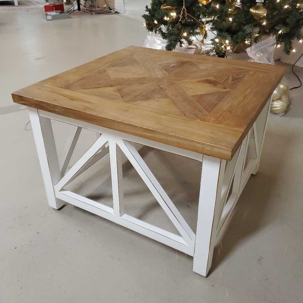 WHITE BASE COFFEE TABLE