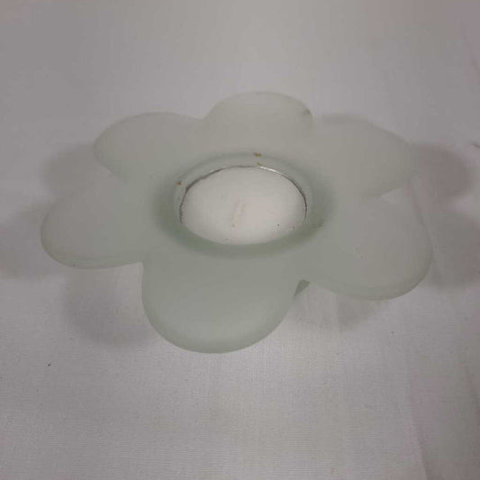 FROSTED GLASS DAISY TEALIGHT HOLDER