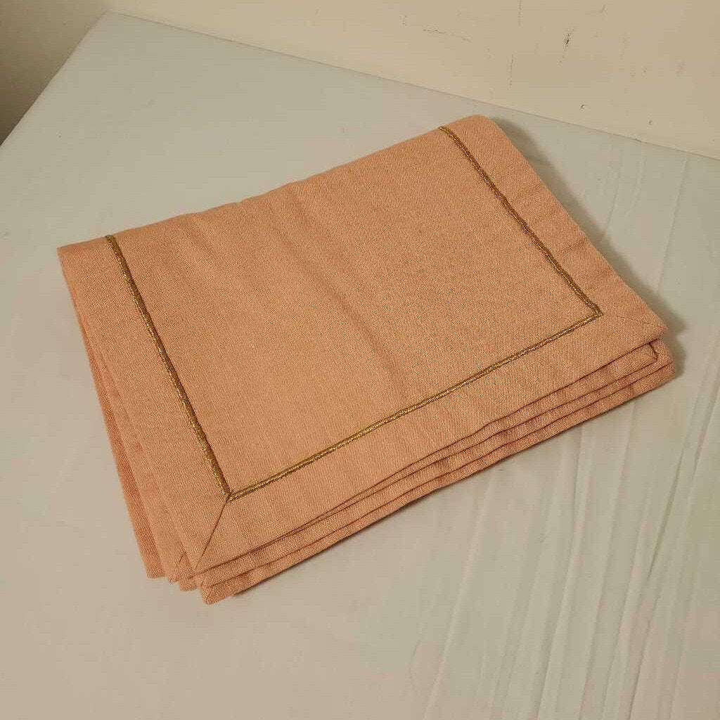 S/4 CORAL NAPKINS