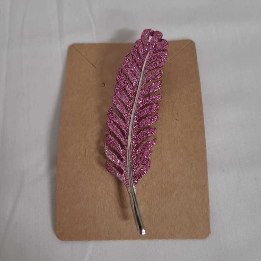 PINK FEATHER PIN