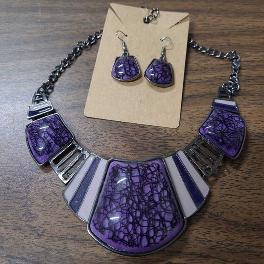 PURPLE STATEMENT NECKLACE W/MATCHING EARRINGS - A