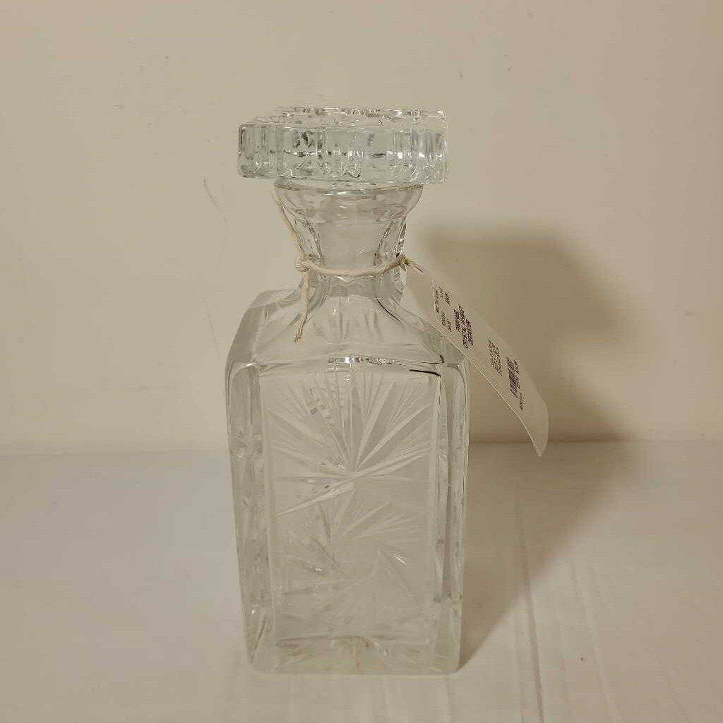 PINWHEEL CRYSTAL WHISKEY DECANTER