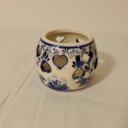 BLUE & WHITE CERAMIC VOTIVE HOLDER - BOX