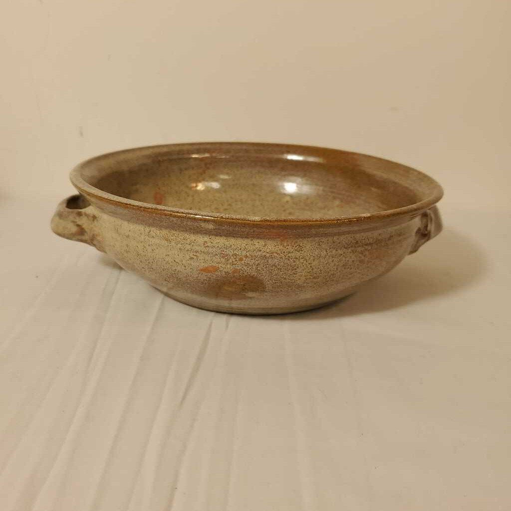 POTTERY SERVING BOWL