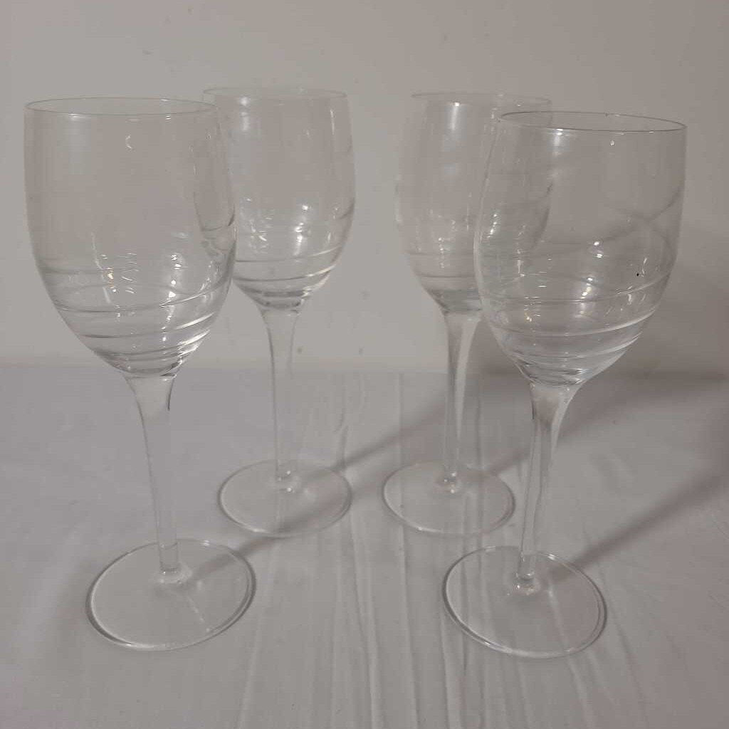 S/4 CRYSTAL WINE GLASSES