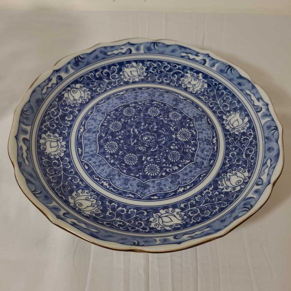 BLUE & WHITE JAPAN PLATE