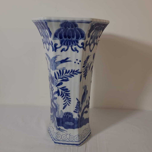 BOMBAY CO BLUE & WHITE VASE