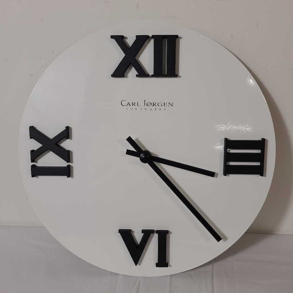 CARL JORGEN WALL CLOCK - BOX