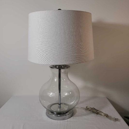 GLASS BASE TABLE LAMP