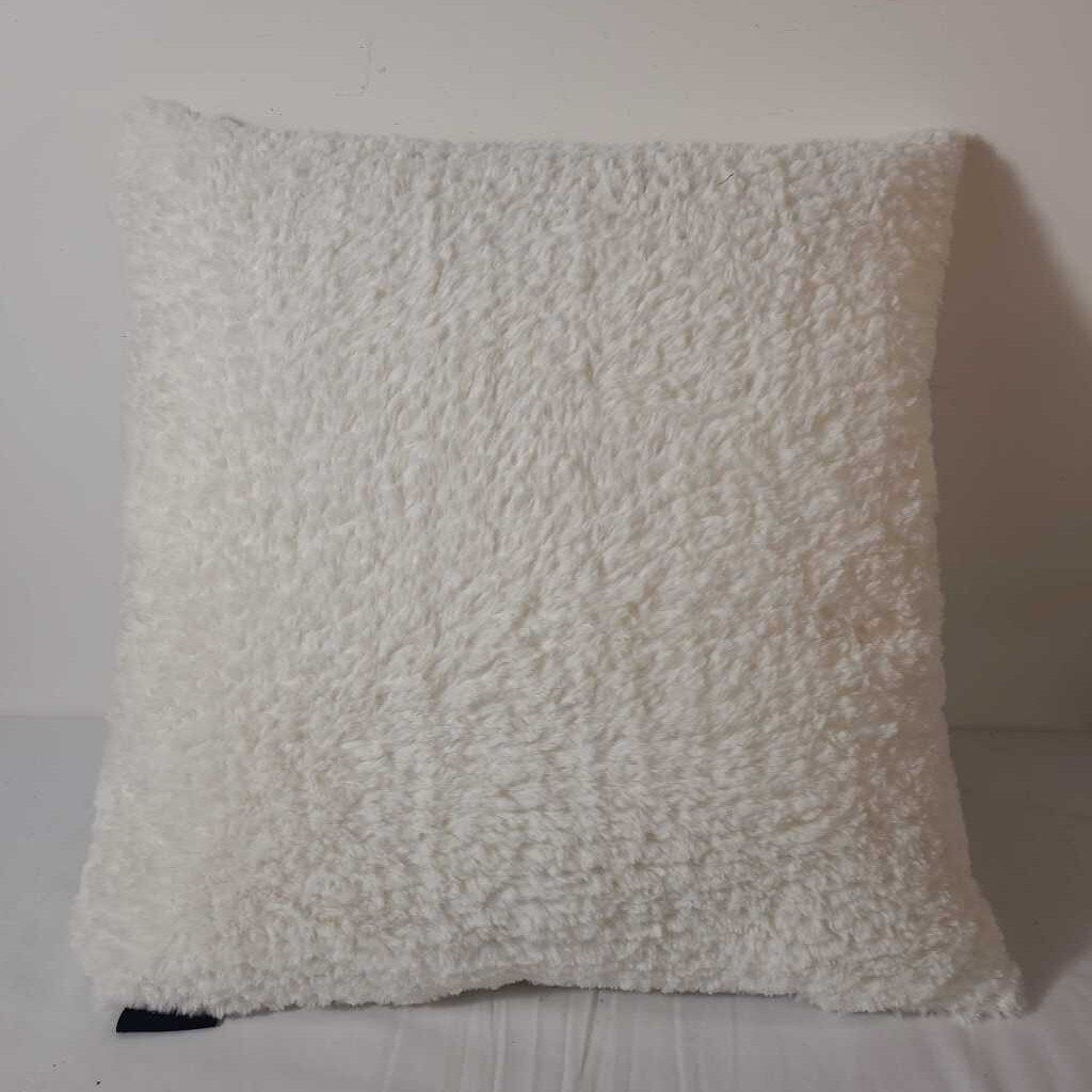 TEXTURED FAUX FUR PILLOW