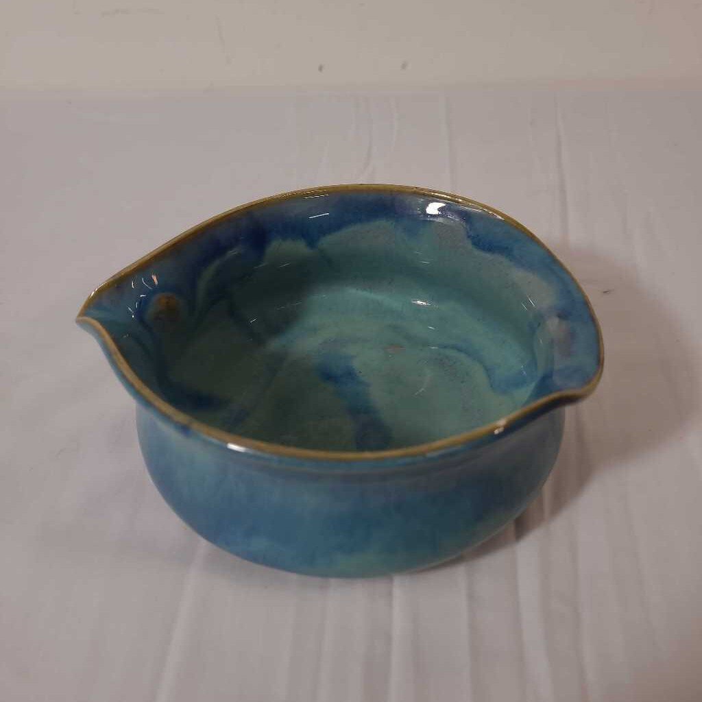 MUSKOKA BAY POTTERY CERAMIC DISH