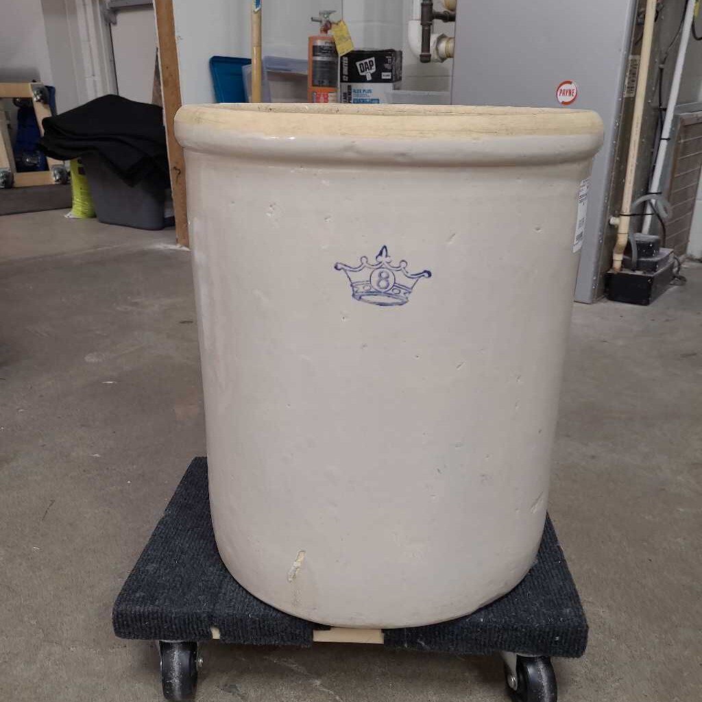 CROWN 8 GALLON CROCK