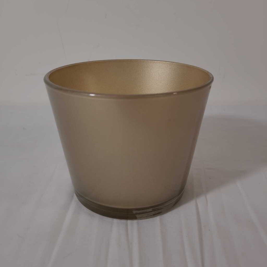 GOLD GLASS POT